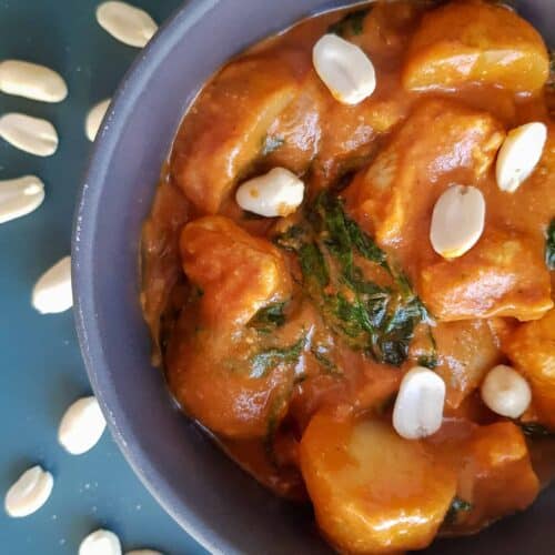 African chicken and peanut stew