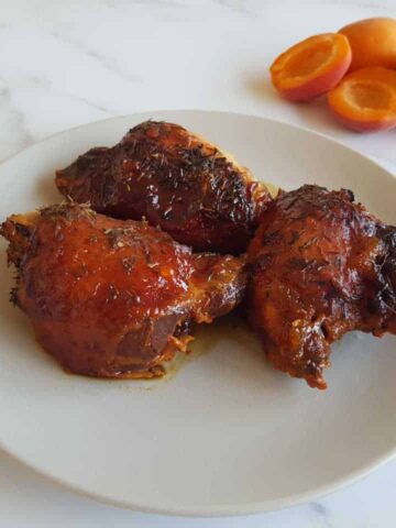 Apricot chicken in the slow cooker