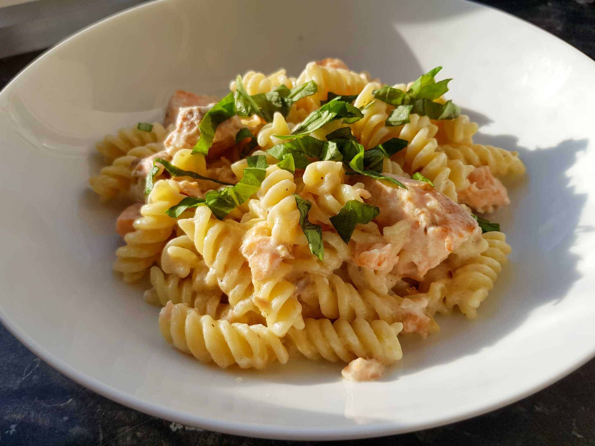 Creamy salmon pasta