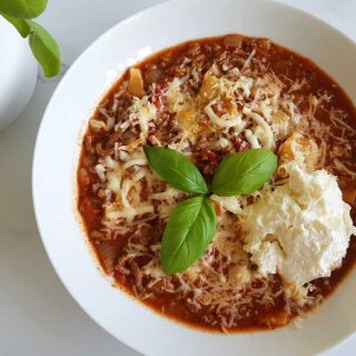 Slow cooker lasagna soup
