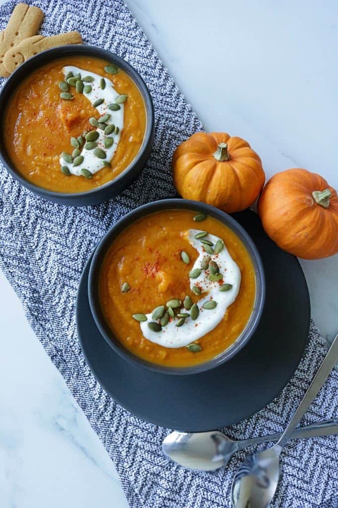 Spicy butternut squash soup - Hint of Healthy