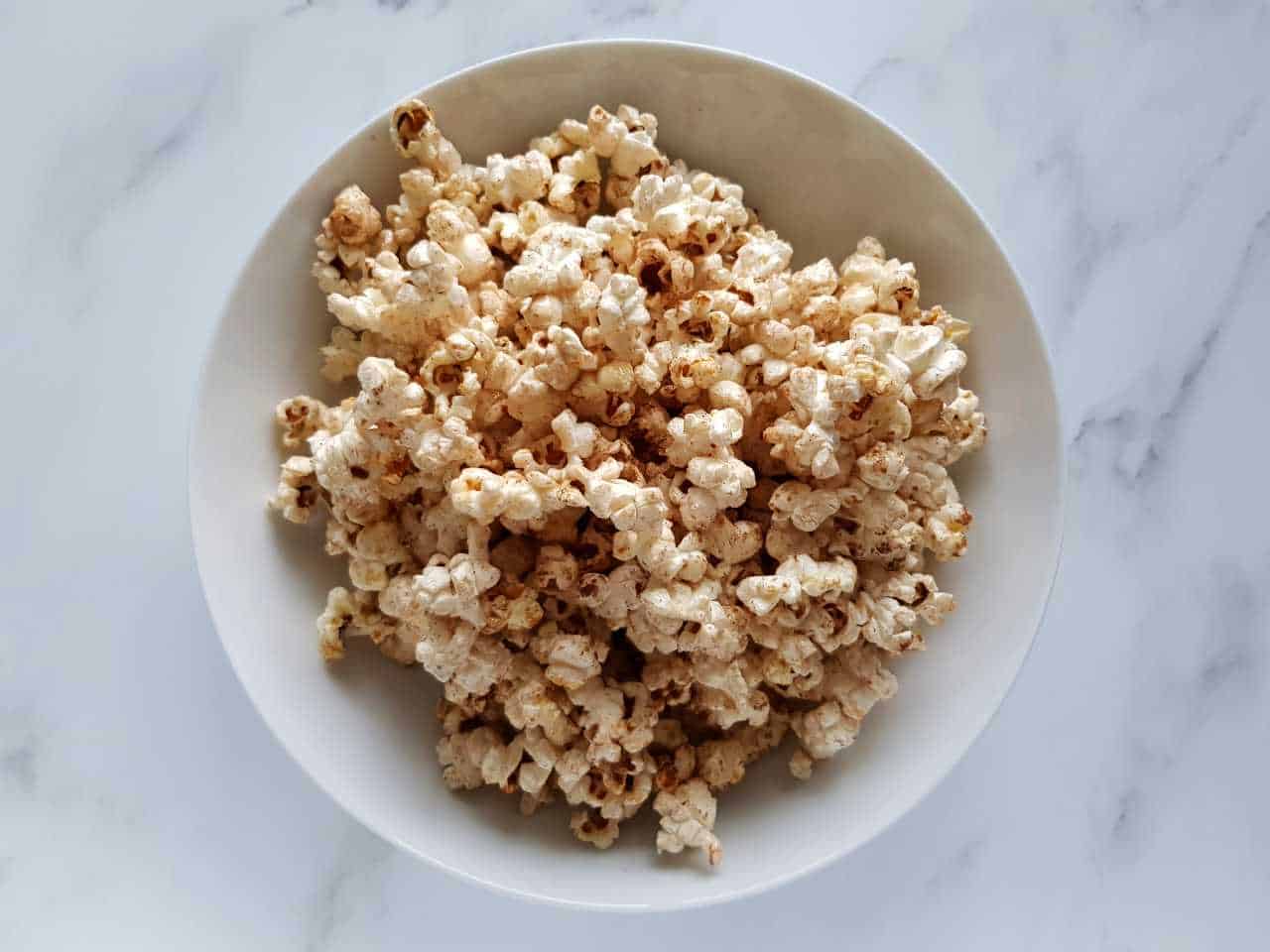 Popcorn with honey and cinnamon Hint of Healthy