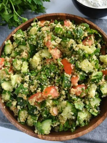 Tabbouleh with quinoa and parsley.