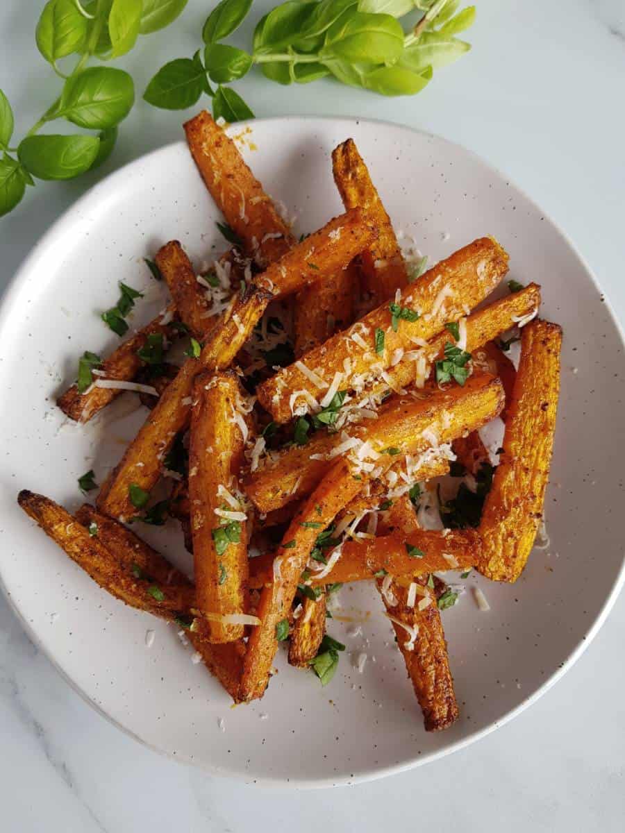 Air fryer carrot sticks.