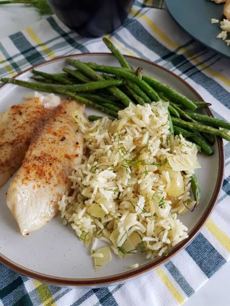 Dill rice with fish.