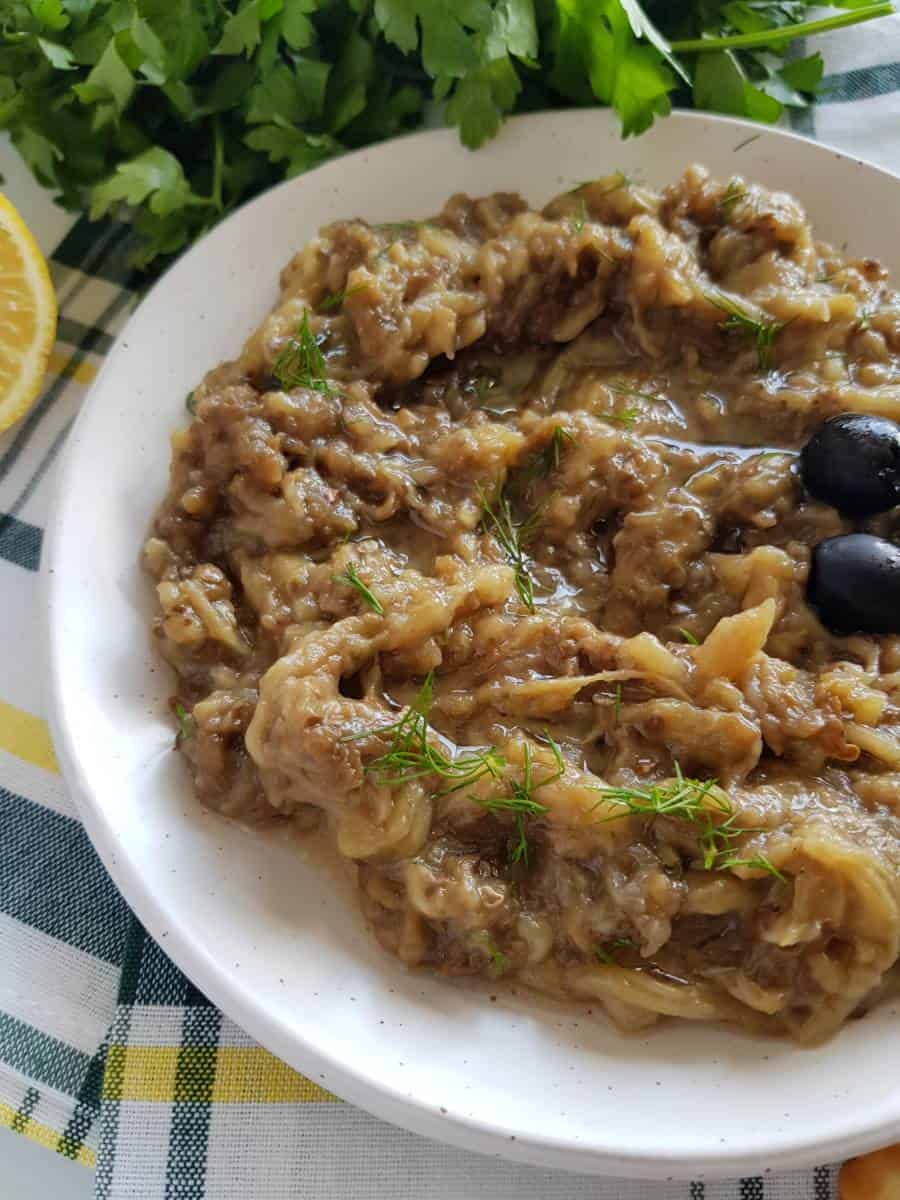 Eggplant dip in a bowl.