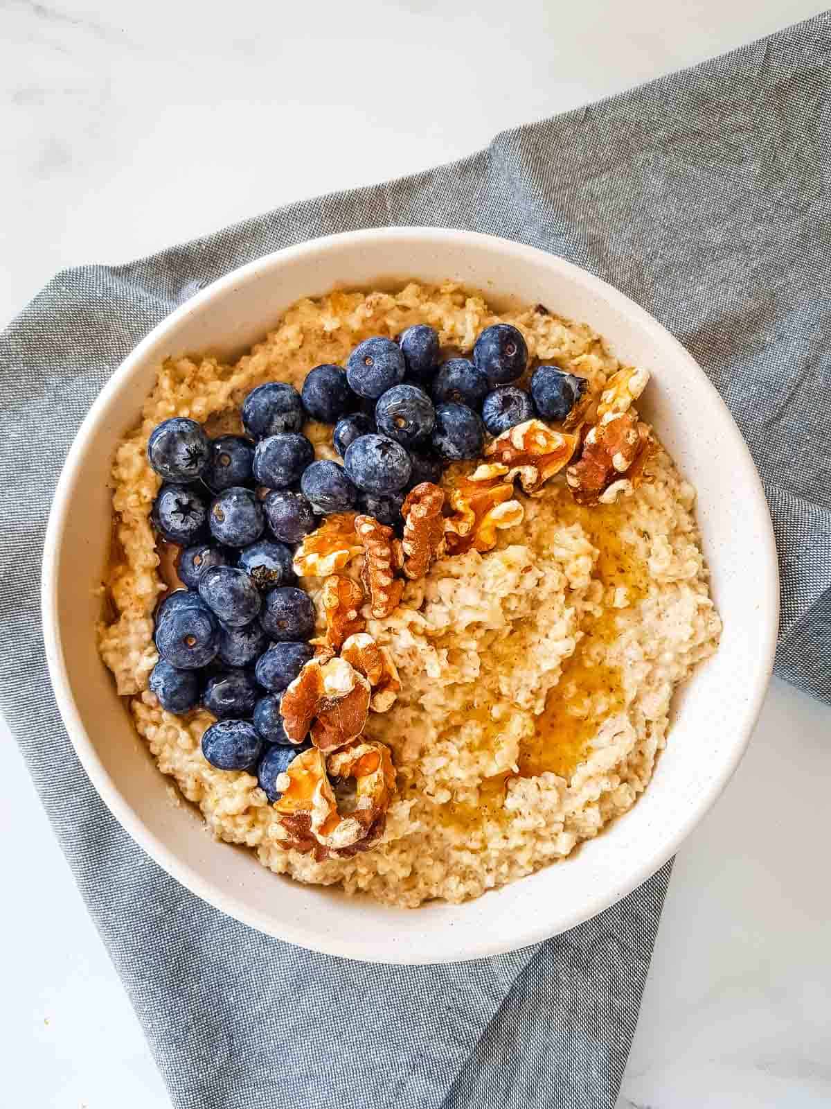 Flaxseed oatmeal with blueberries and walnuts.