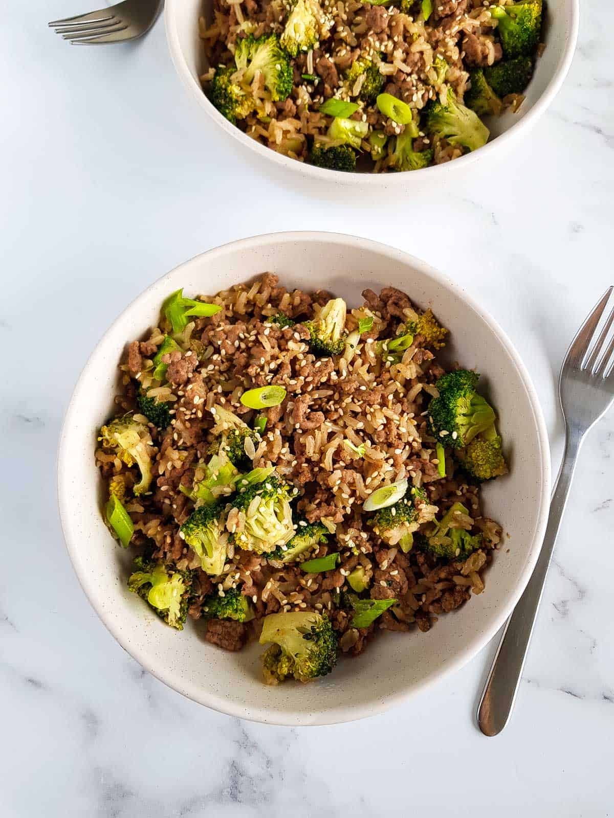 Ground beef and broccoli dish with rice.