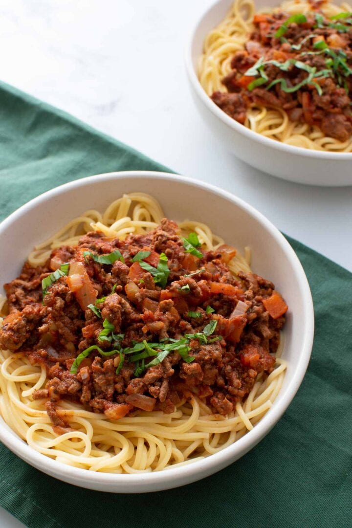 Slow Cooker Bolognese (Easy & Healthy) - Hint of Healthy