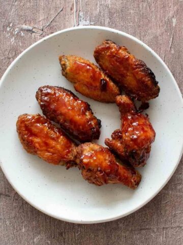 Glazed chicken wings.