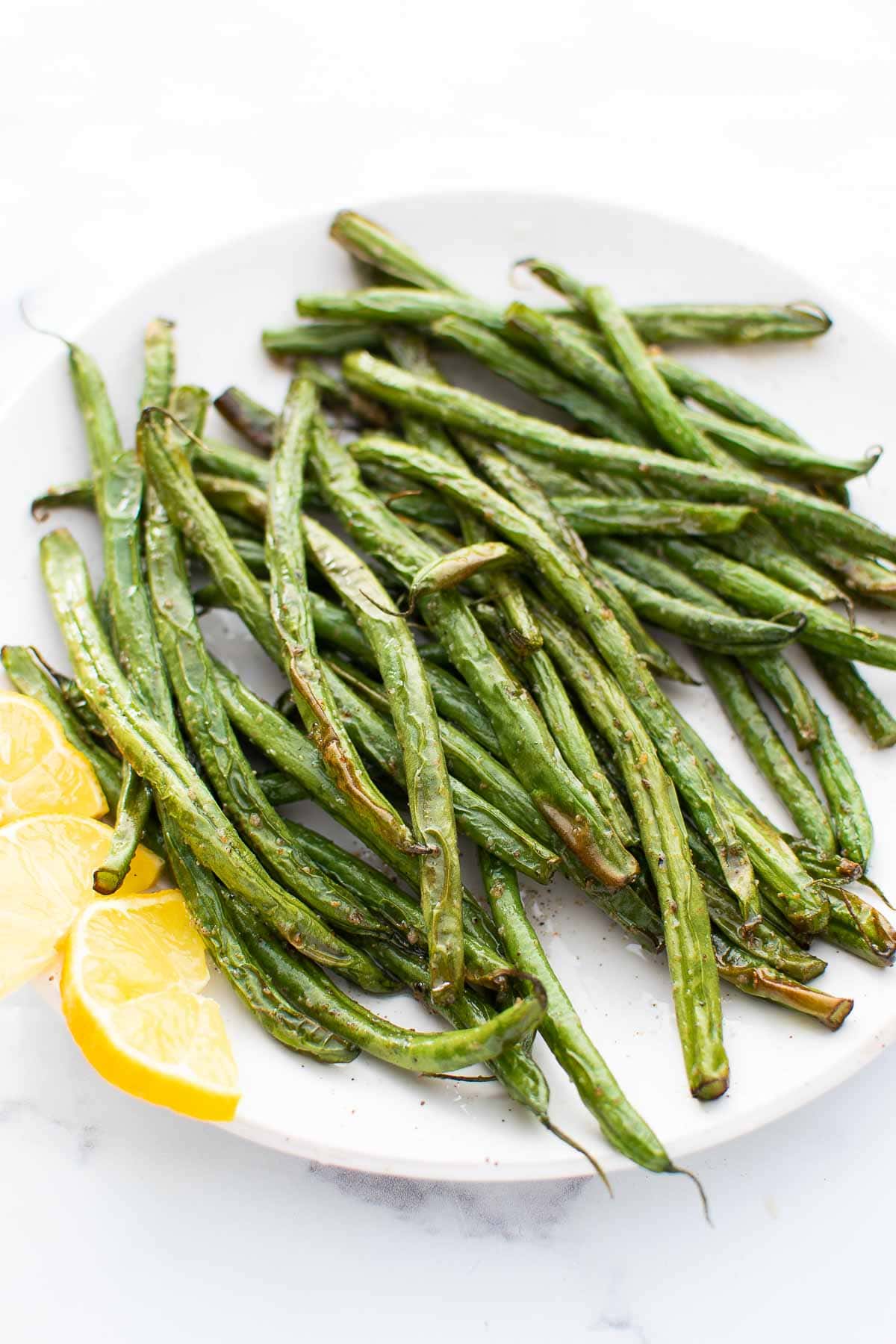 Close up of air fried green beans.