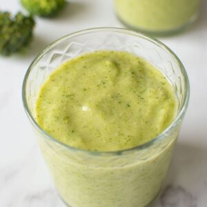 Broccoli smoothie in a glass.