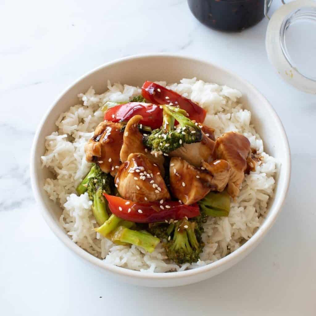 Chicken Teriyaki Stir Fry (5 Minute Recipe!) - Hint of Healthy