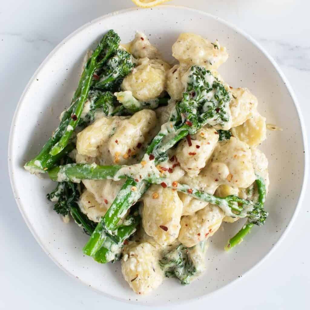 broccoli-gnocchi-10-minute-one-skillet-dinner-hint-of-healthy