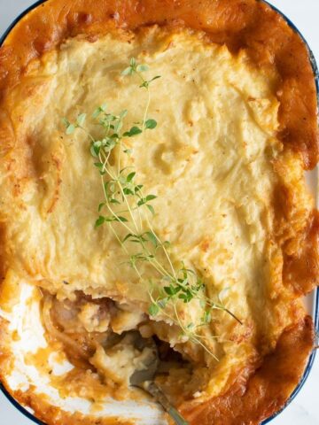 Sausage and mash pie.